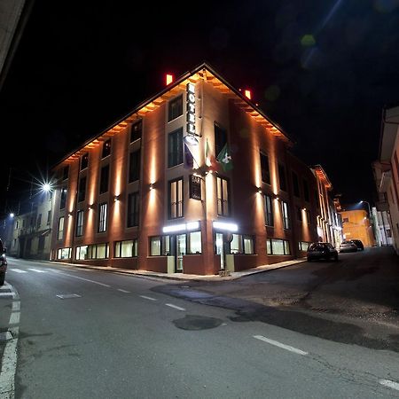 Hotel Eridano Sannazzaro de' Burgondi Exterior foto